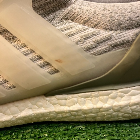 Adidas Ultraboost - Picture 6 of 6